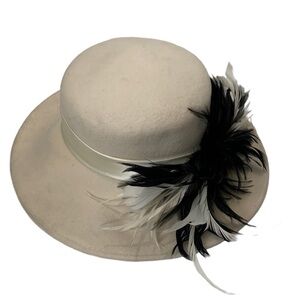 Tuscany hat 💯 wool